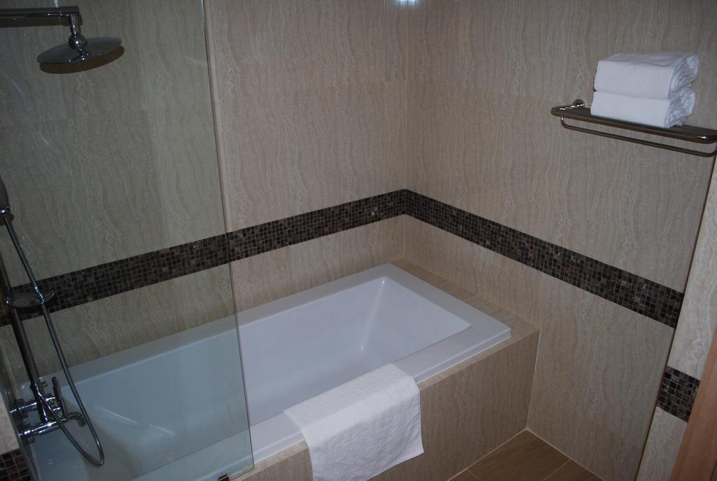 The Cliff Residence Condo Pattaya Szoba fotó
